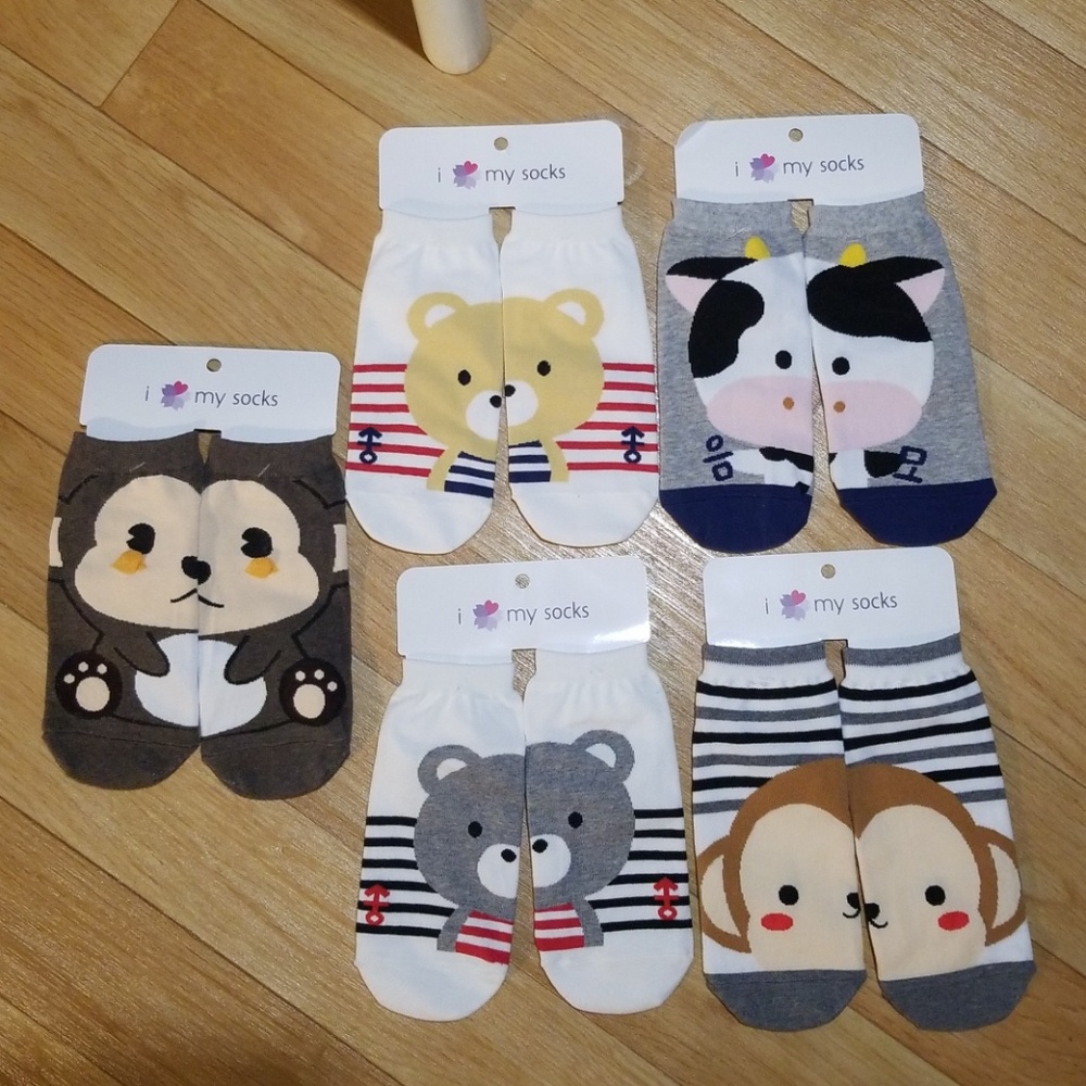 Bundle of cute socks (5 pairs)